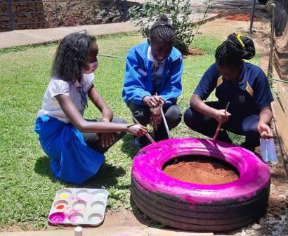 Painting our tyres.jpg